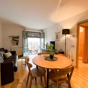 https://sleep-stay-croada-2-bed-apt-behind-placa-del-vi.topcostabravahotels.com