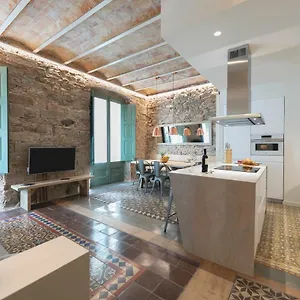 https://bravissimo-mercaders-beautiful-3-bedroom-apartment.topcostabravahotels.com